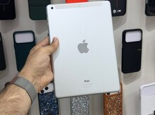 iPad Air 32 GB Silver