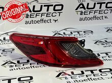 Toyota Camry stop işığı