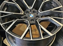 BMW G30 diskləri R20 M 