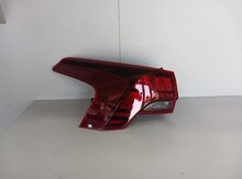 "Hyundai Santa Fe 2022" stop işığı