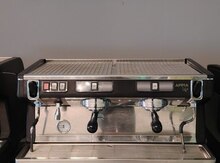 Qəhvə maşını Simonelli appia life