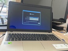 Noutbuk Asus