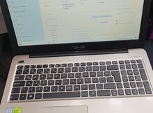 Noutbuk Asus