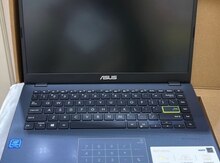 Noutbuk Asus