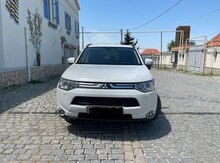 Mitsubishi Outlander, 2014 il