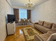3-otaqlı yeni tikili, 6-cı mkr., 94 m²