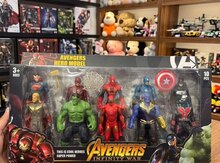 Avengers fiqurları