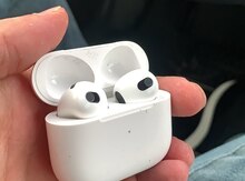 AirPods 3