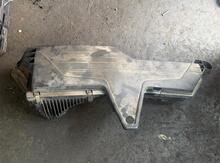 BMW F30 hava filter qabı