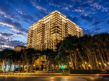 4-otaqlı yeni tikili kirayə verilir, İnşaatçılar pr., 240 m²