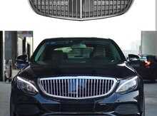 Mercedes W205 radiator barmaqlığı