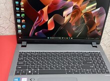 Noutbuk Acer Travel Mate P216