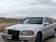 Mercedes 200, 1998 il