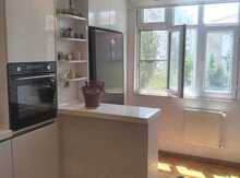 2-otaqlı mənzil, 10 -cu mkr., 60 m²