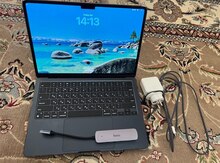 Apple Macbook Air