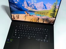 ASUS ROG Zephyrus G16 OLED 16" | Ultra 9 185H | RTX 4070 | 16GB | 1TB SSD