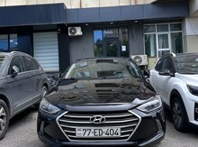 Hyundai Elantra, 2017 il