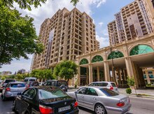 3-otaqlı yeni tikili kirayə verilir, Üzeyir Hacıbəyov küç., 135 m²