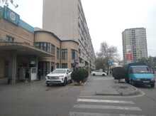 2-otaqlı mənzil, İnşaatçılar m., 67 m²