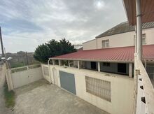 Bağ evi, Novxanı qəs.