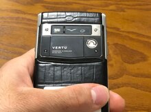 Vertu Signature Touch Bentley 64GB/2GB