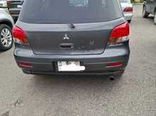 Mitsubishi Airtrek, 2001 il
