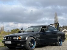 BMW 320, 1990 il