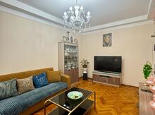 2-otaqlı mənzil, Əsəd Əhmədov küç., 70 m²