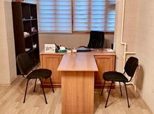 Ofis icarəyə verilir, Elmlər Akademiyası m.
