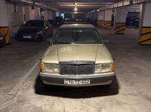 Mercedes 190, 1990 il