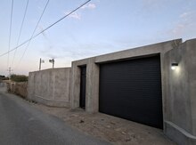 Bağ evi, Novxanı qəs.