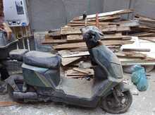 Moped, 2023 il