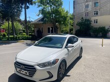 Hyundai Elantra, 2018 il