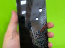 Apple iPhone 16 plus ekranı