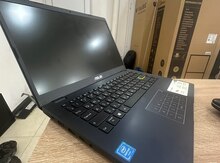 Noutbuk Asus