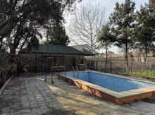 Bağ evi, Novxanı qəs.