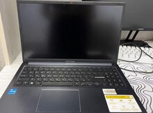 Asus Vivobook i3-1215U / 8GB RAM / 512GB SSD