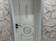Ev qapısı