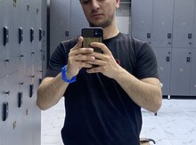 Qrafik dizayner işi axtarıram
