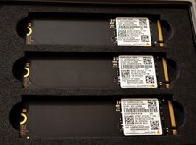 Samsung PM991a M.2 NVMe SSD (256GB)