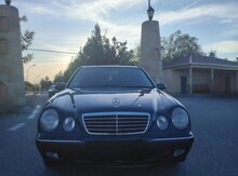 Mercedes E 220, 2000 il