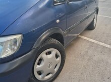 Opel Zafira, 2002 il