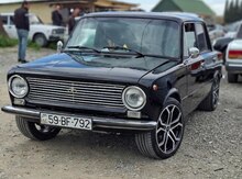 LADA (VAZ) 21011, 1982 il
