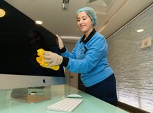 Xadimə işi axtarıram