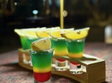 Barmen işi axtarıram