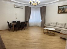 3-otaqlı yeni tikili kirayə verilir, Gənclik m., 105 m²