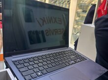 Noutbuk Asus