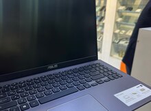 Noutbuk Asus
