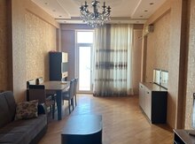 2-otaqlı yeni tikili kirayə verilir, Elmlər Akademiyası m., 125 m²