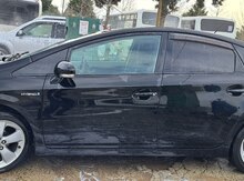 Toyota Prius təkərləri R17